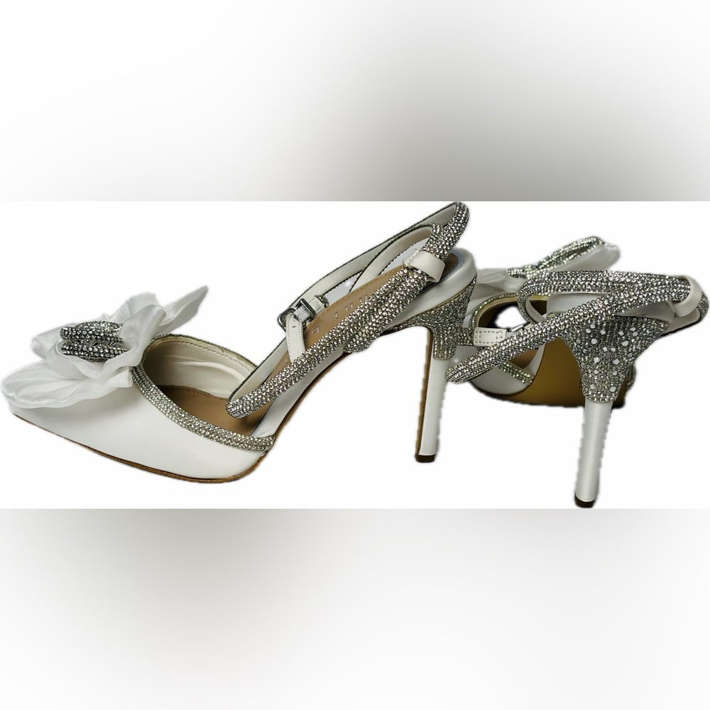 Gianni Bini Niomi Rhinestone Bow Satin Pumps – Size 8.5 - Picture 3 of 4